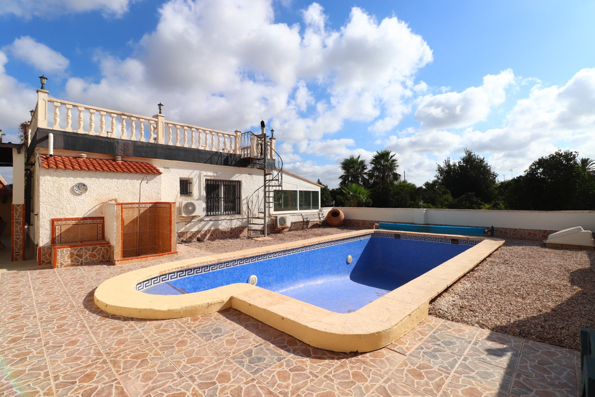 4 Bed Townhouse for sale in Heredades Costa Blanca, Alicante, Spain