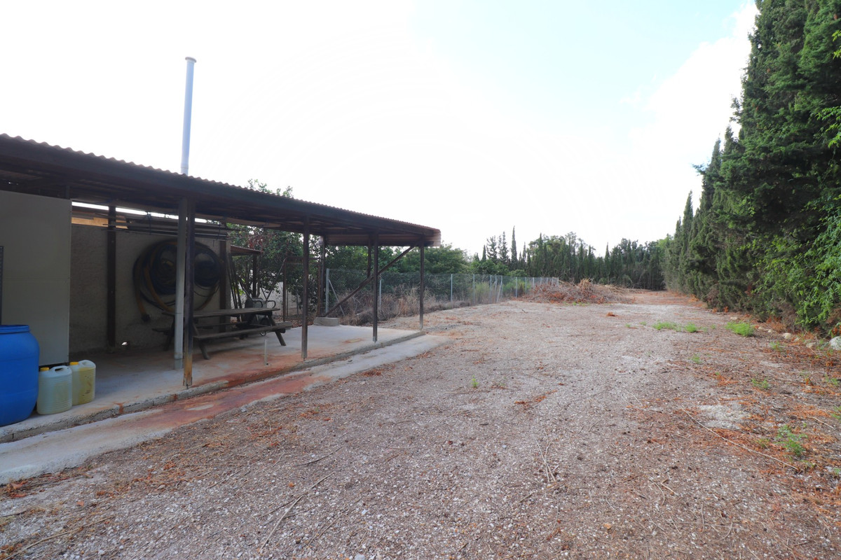 4 Bed Townhouse for sale in Heredades Costa Blanca, Alicante, Spain