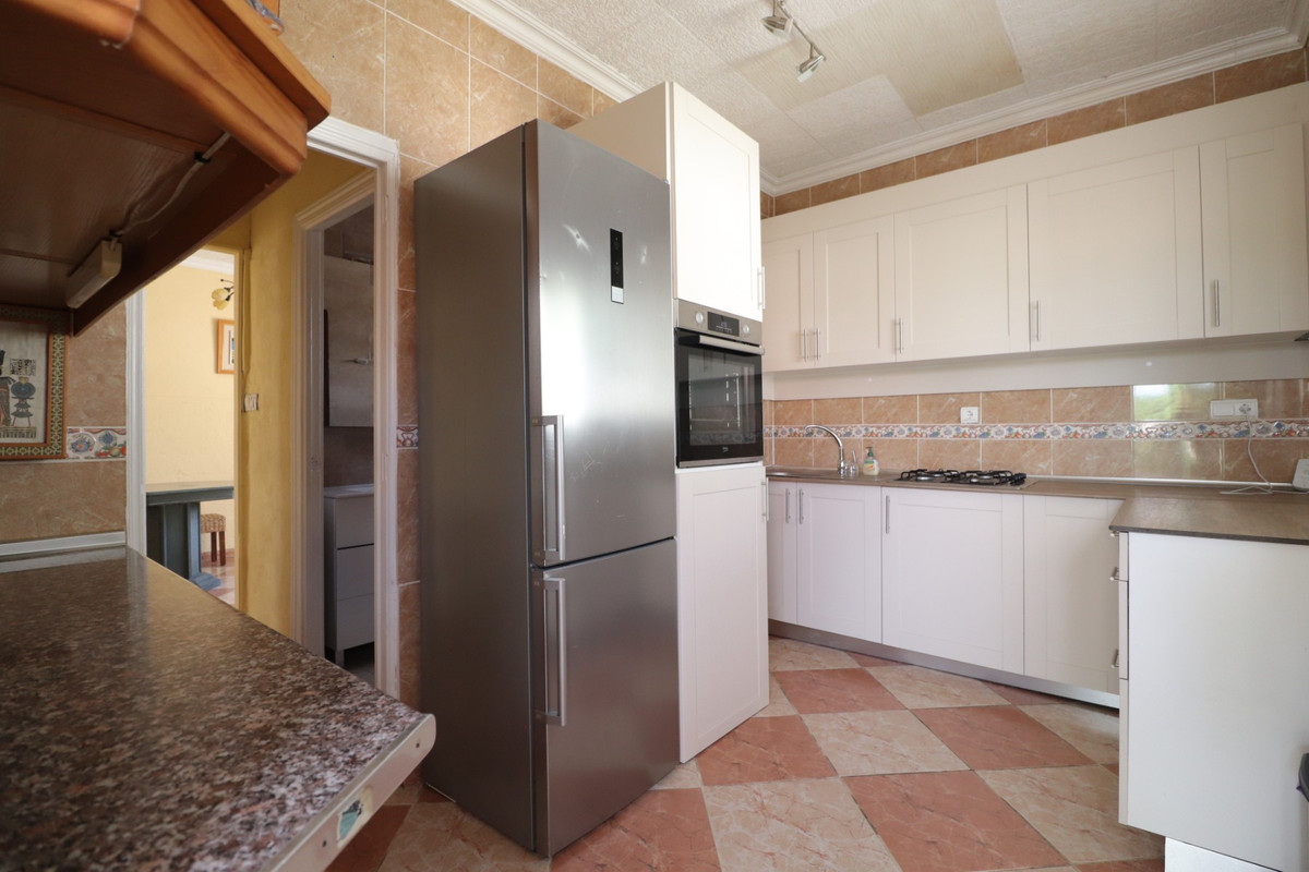 4 Bed Townhouse for sale in Heredades Costa Blanca, Alicante, Spain