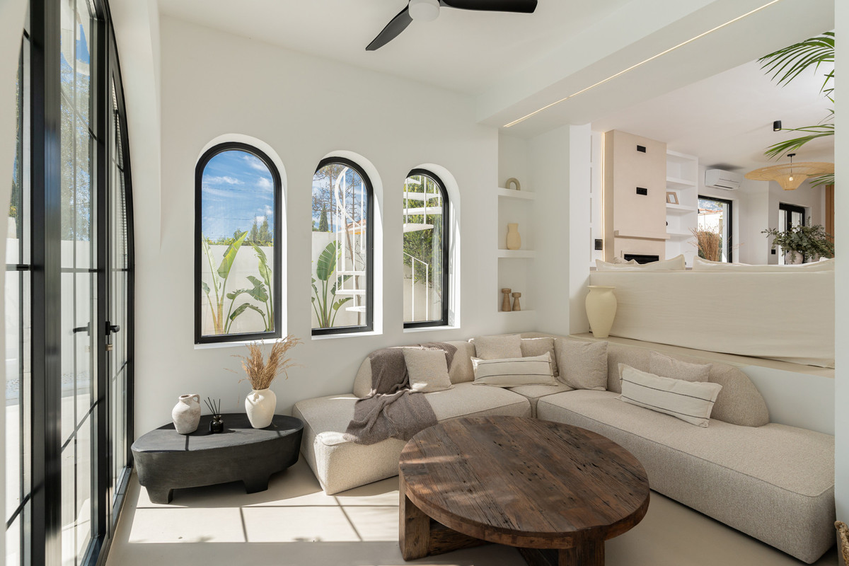 5 Bed Townhouse for sale in El Pinillo Costa Del Sol, Málaga, Spain