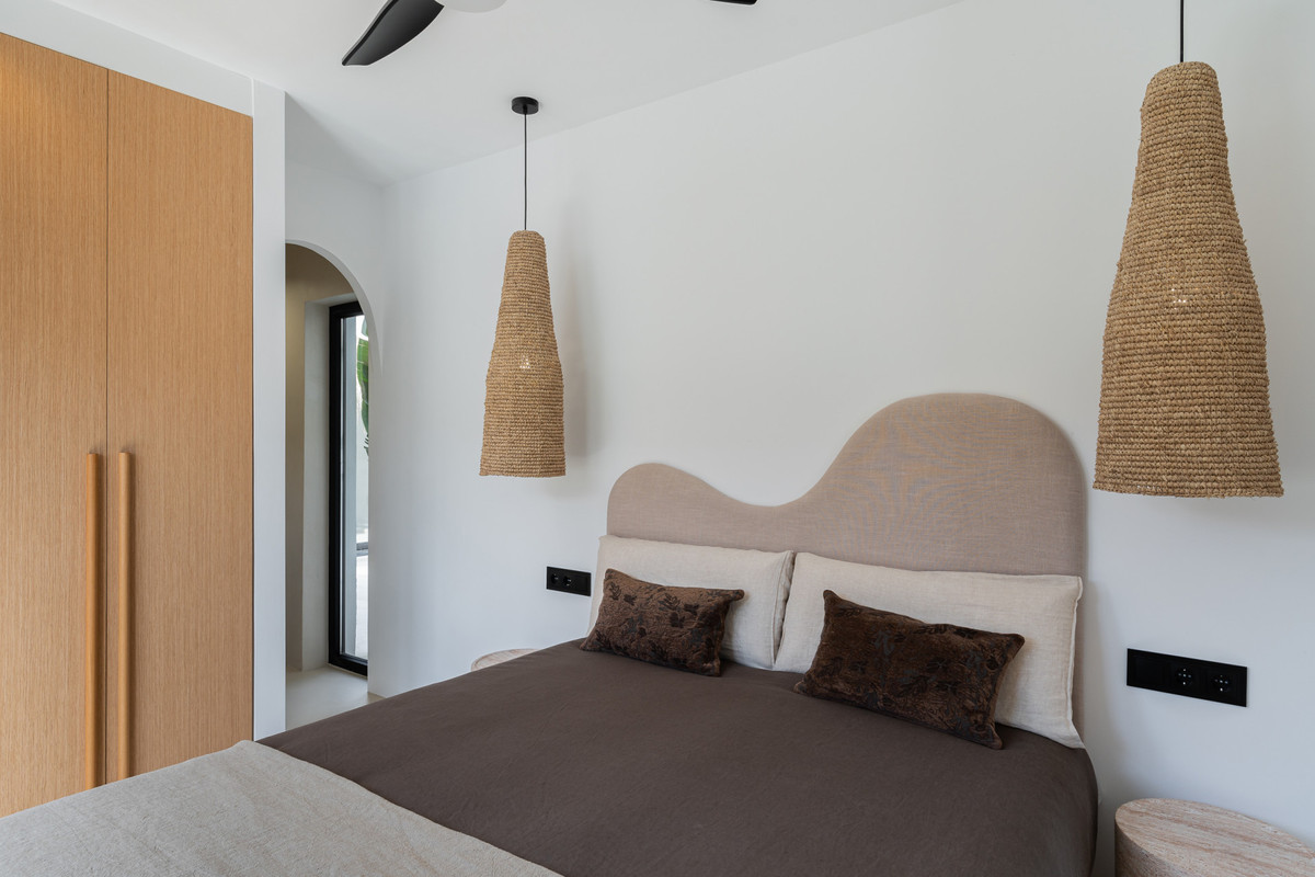 5 Bed Townhouse for sale in El Pinillo Costa Del Sol, Málaga, Spain