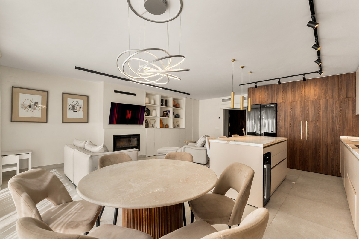 4 Bed Townhouse for sale in Estepona Costa Del Sol, Málaga, Spain