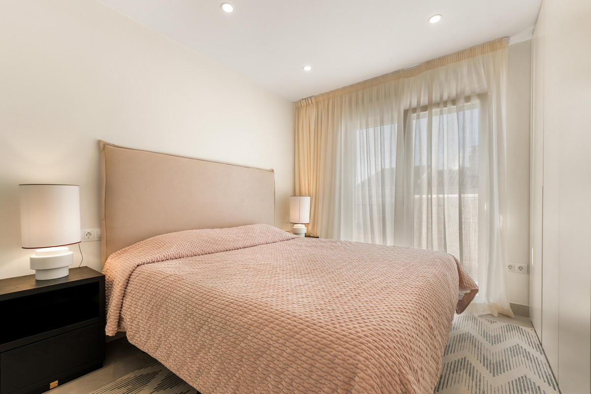 4 Bed Townhouse for sale in Estepona Costa Del Sol, Málaga, Spain