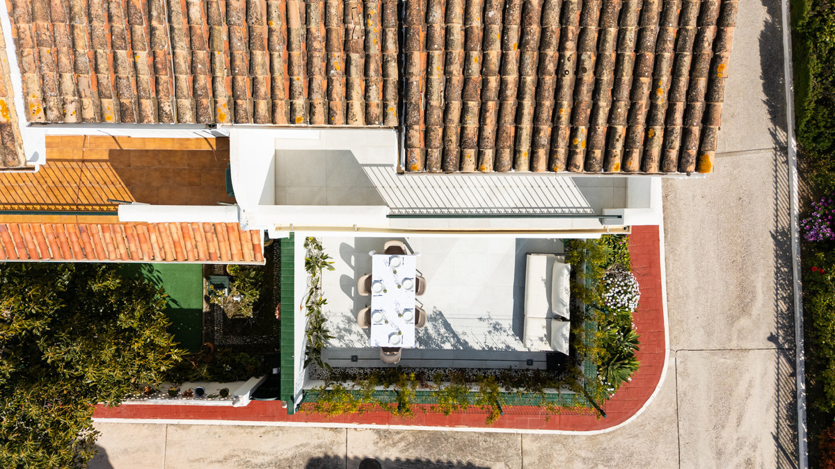 4 Bed Townhouse for sale in Estepona Costa Del Sol, Málaga, Spain