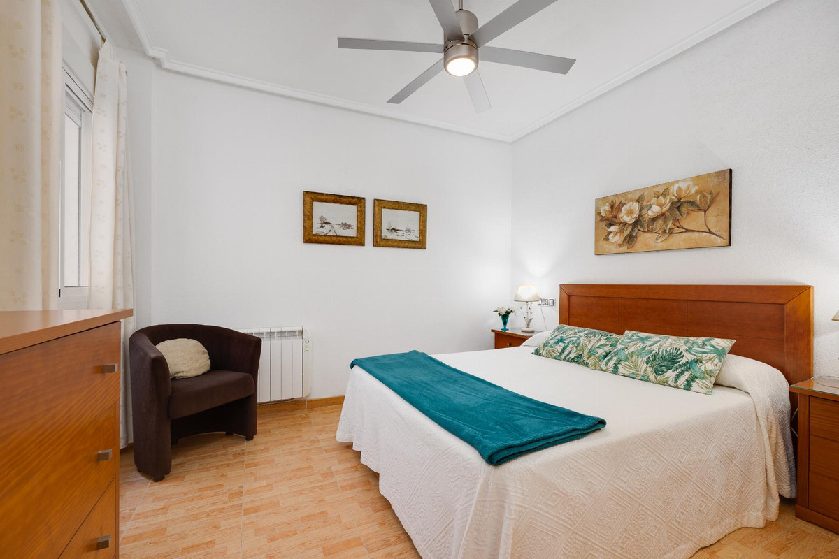 2 Bed Apartment for sale in Torrevieja Costa Blanca, Alicante, Spain