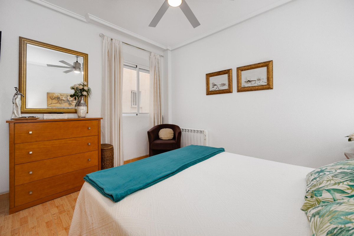 2 Bed Apartment for sale in Torrevieja Costa Blanca, Alicante, Spain