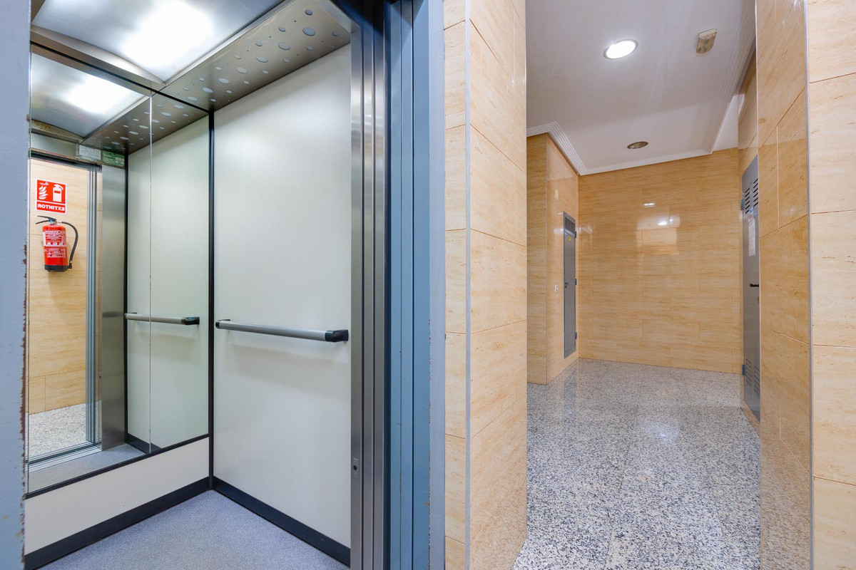 2 Bed Apartment for sale in Torrevieja Costa Blanca, Alicante, Spain