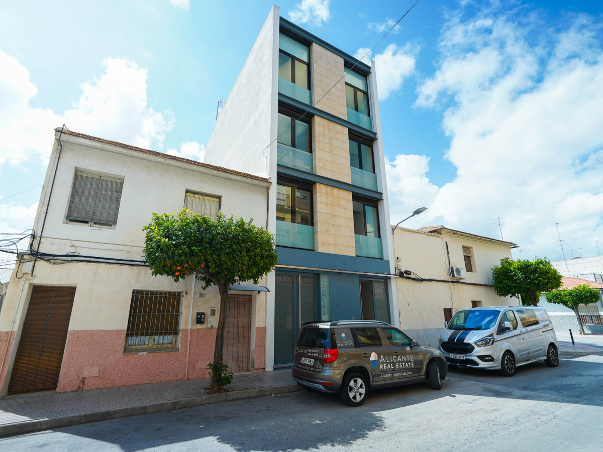 4 Bed Townhouse for sale in Almoradi Costa Blanca, Alicante, Spain