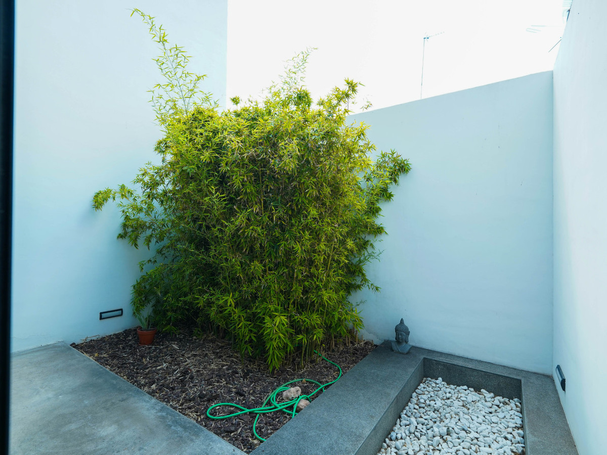 4 Bed Townhouse for sale in Almoradi Costa Blanca, Alicante, Spain