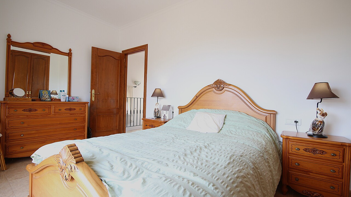 3 Bed Townhouse for sale in Sagra Costa Blanca, Alicante, Spain