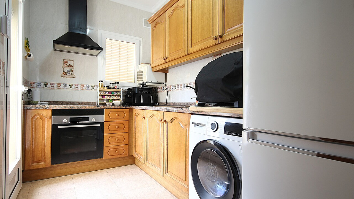 3 Bed Townhouse for sale in Sagra Costa Blanca, Alicante, Spain