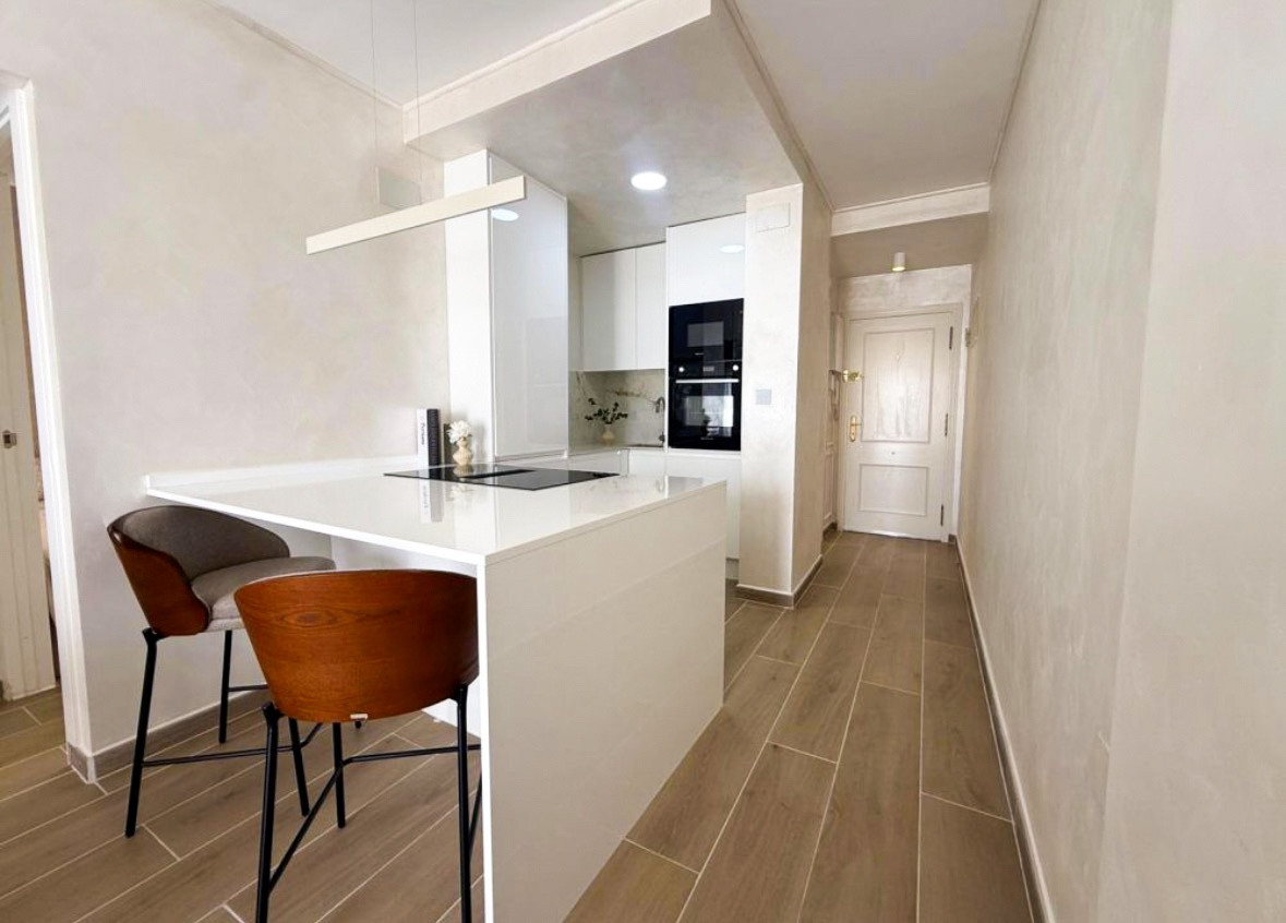 2 Bed Apartment for sale in Torrevieja Costa Blanca, Alicante, Spain