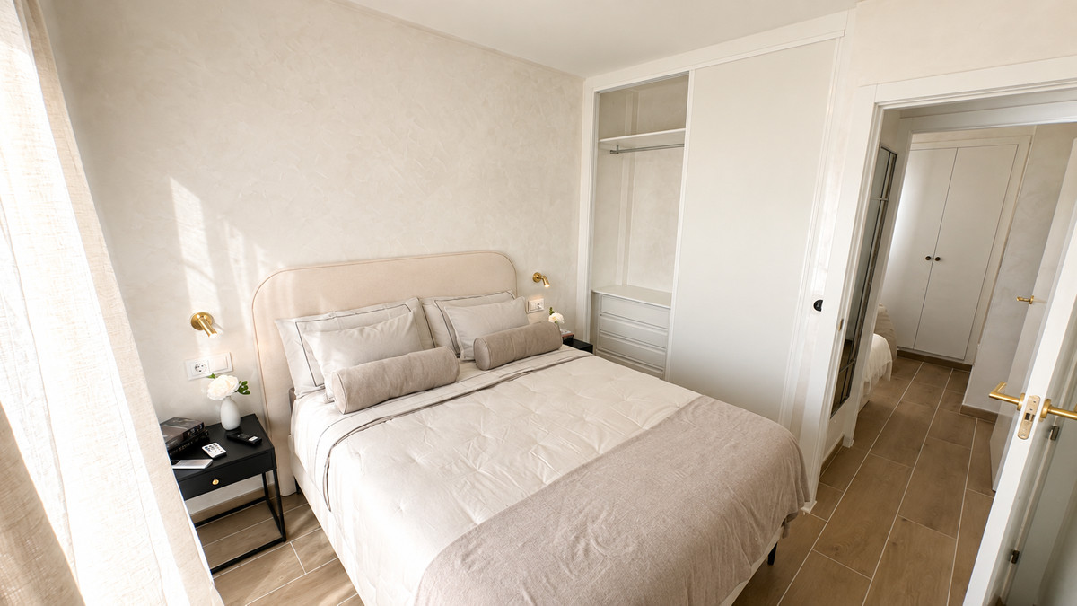 2 Bed Apartment for sale in Torrevieja Costa Blanca, Alicante, Spain