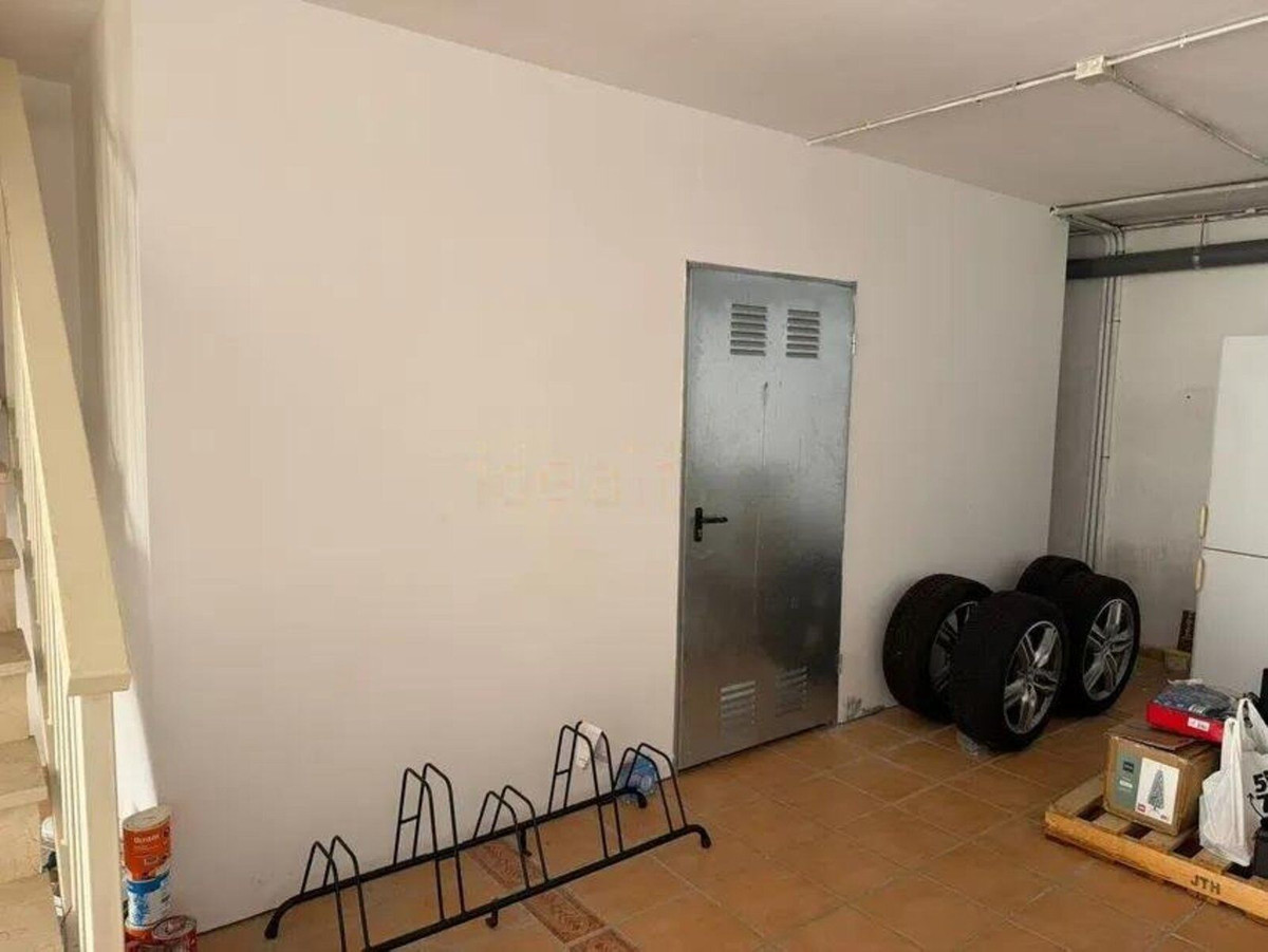 4 Bed Townhouse for sale in Marbella Costa Del Sol, Málaga, Spain