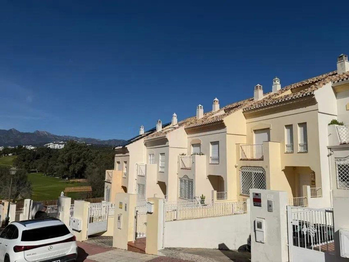 4 Bed Townhouse for sale in Marbella Costa Del Sol, Málaga, Spain