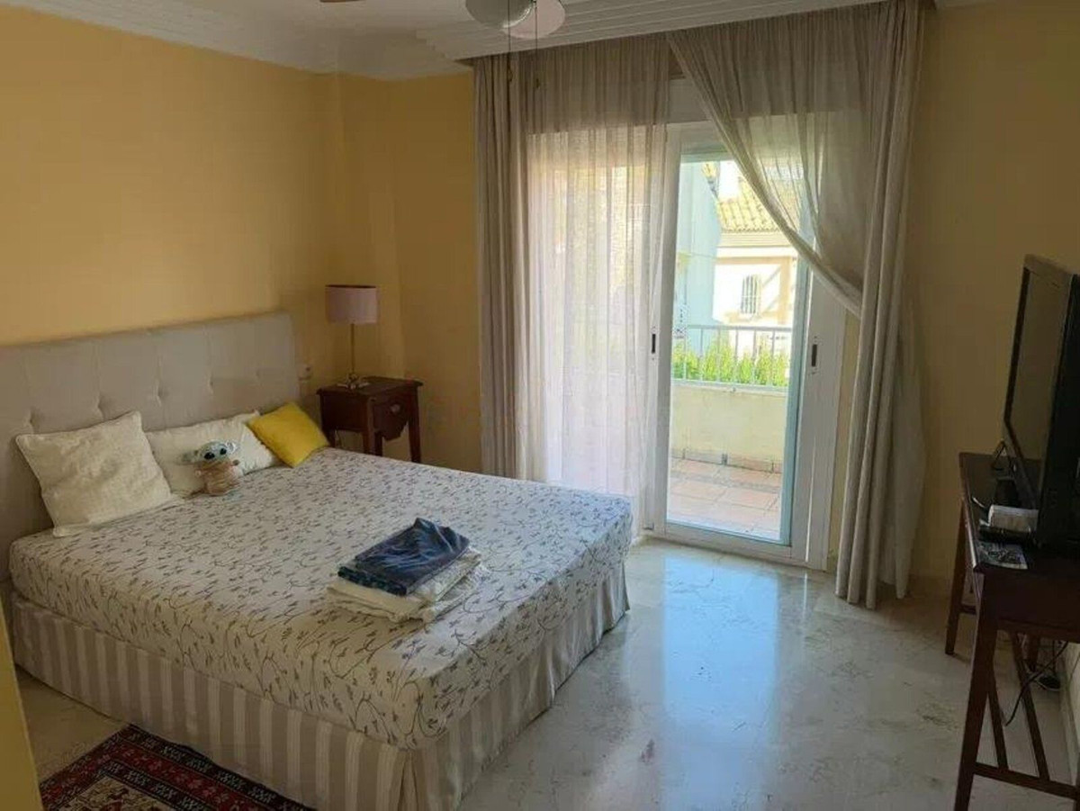 4 Bed Townhouse for sale in Marbella Costa Del Sol, Málaga, Spain