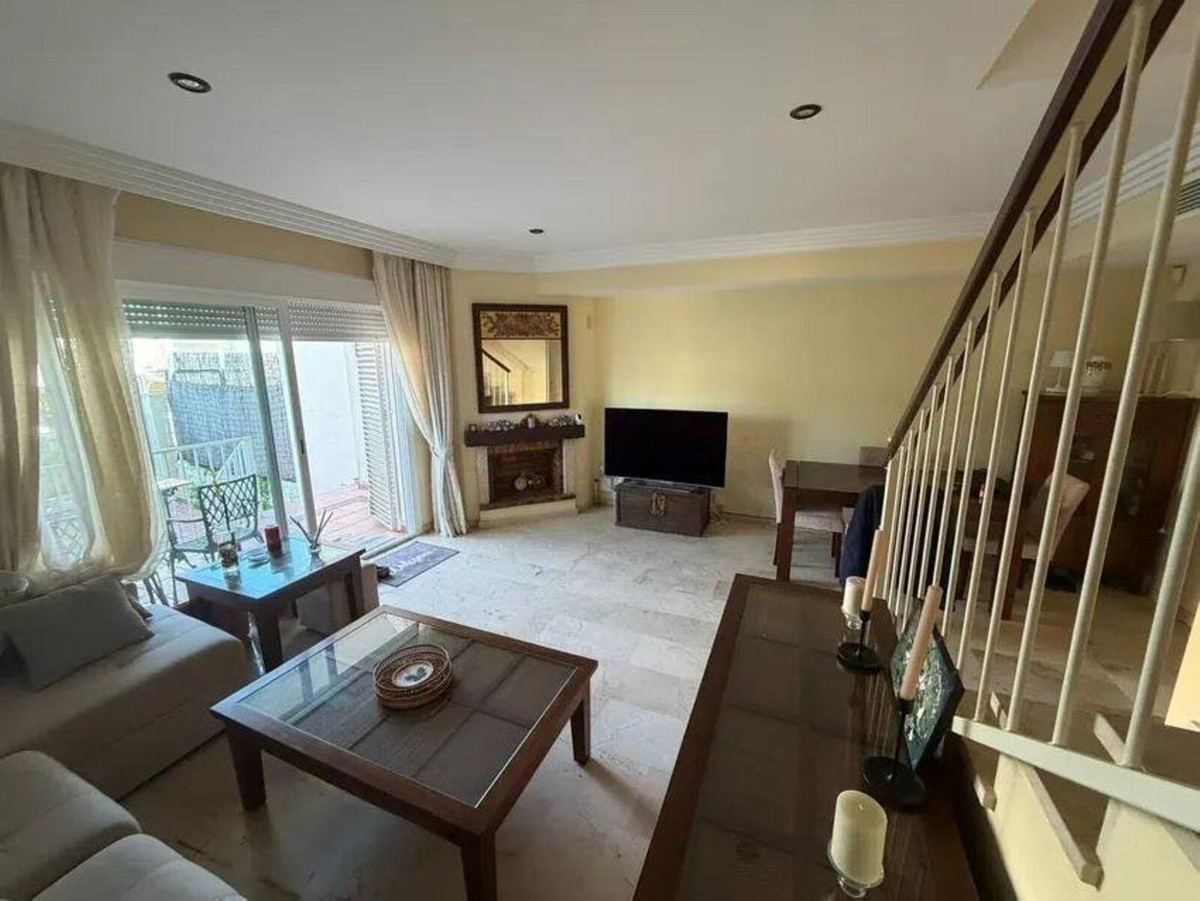 4 Bed Townhouse for sale in Marbella Costa Del Sol, Málaga, Spain