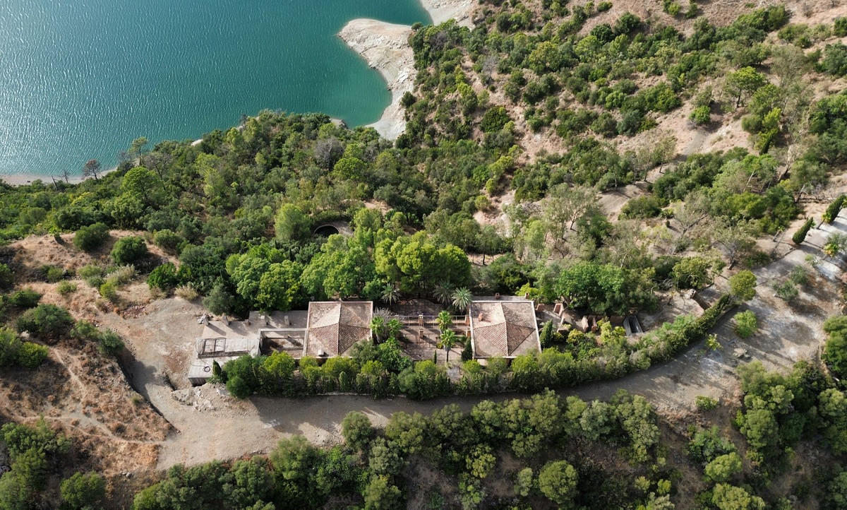 Se vende Villa - Chalet de 6 dormitorios en Costa Del Sol, Málaga, España