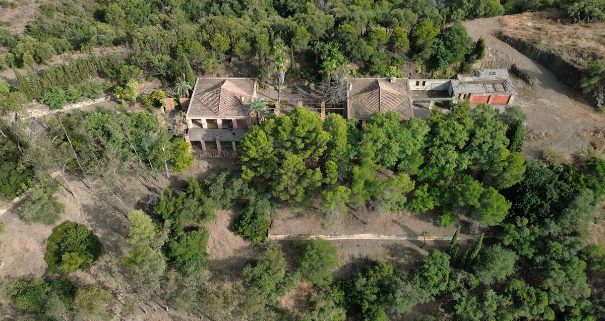 Se vende Villa - Chalet de 6 dormitorios en Costa Del Sol, Málaga, España