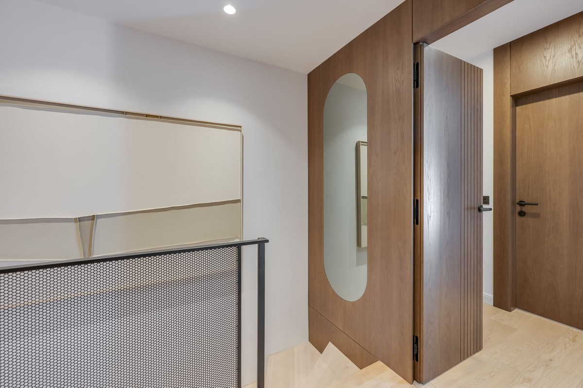 3 Bed Townhouse for sale in Benahavís Costa Del Sol, Málaga, Spain