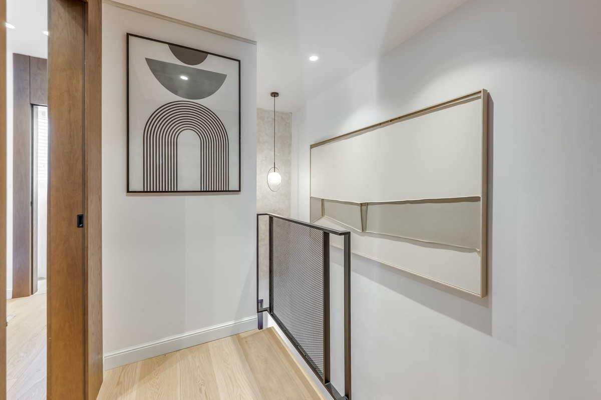 3 Bed Townhouse for sale in Benahavís Costa Del Sol, Málaga, Spain