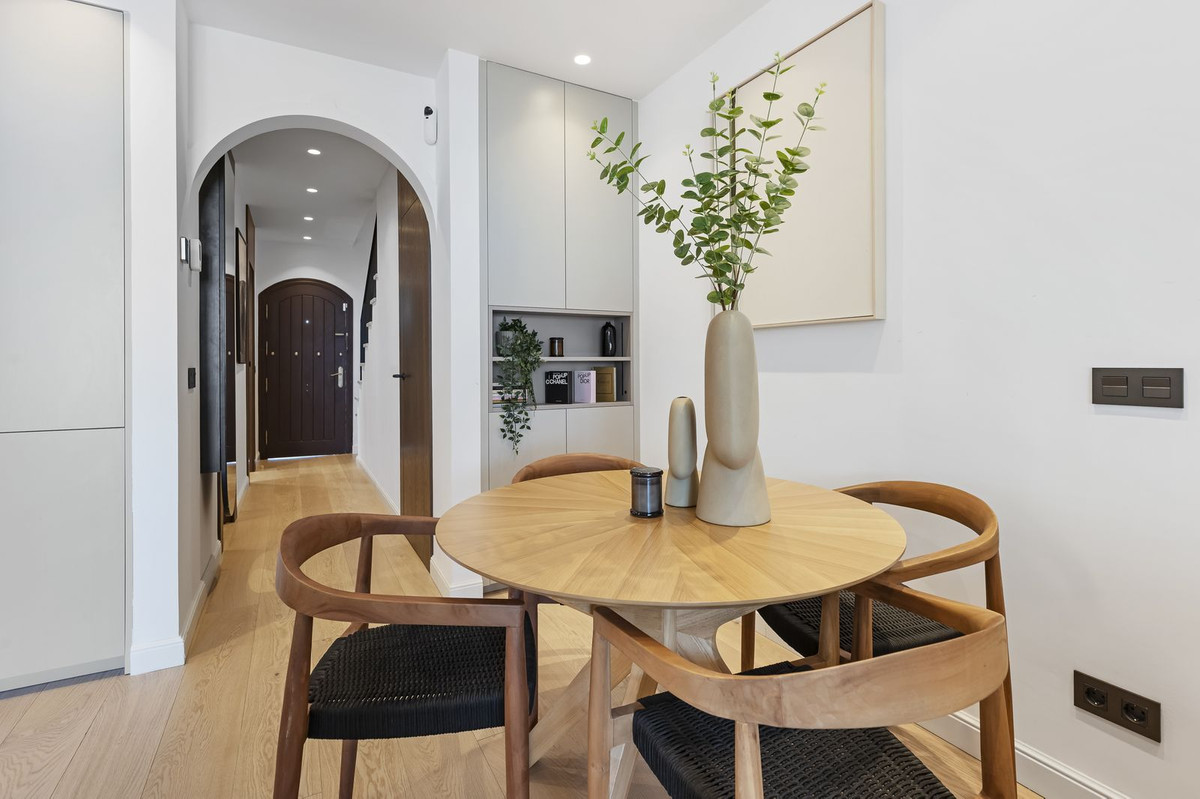 3 Bed Townhouse for sale in Benahavís Costa Del Sol, Málaga, Spain