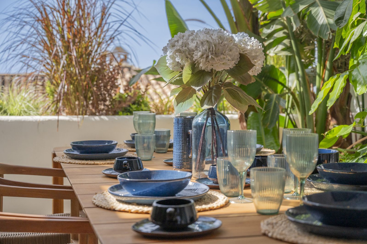 3 Bed Townhouse for sale in Benahavís Costa Del Sol, Málaga, Spain