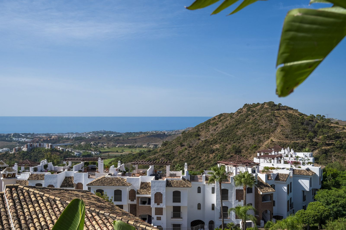 3 Bed Townhouse for sale in Benahavís Costa Del Sol, Málaga, Spain