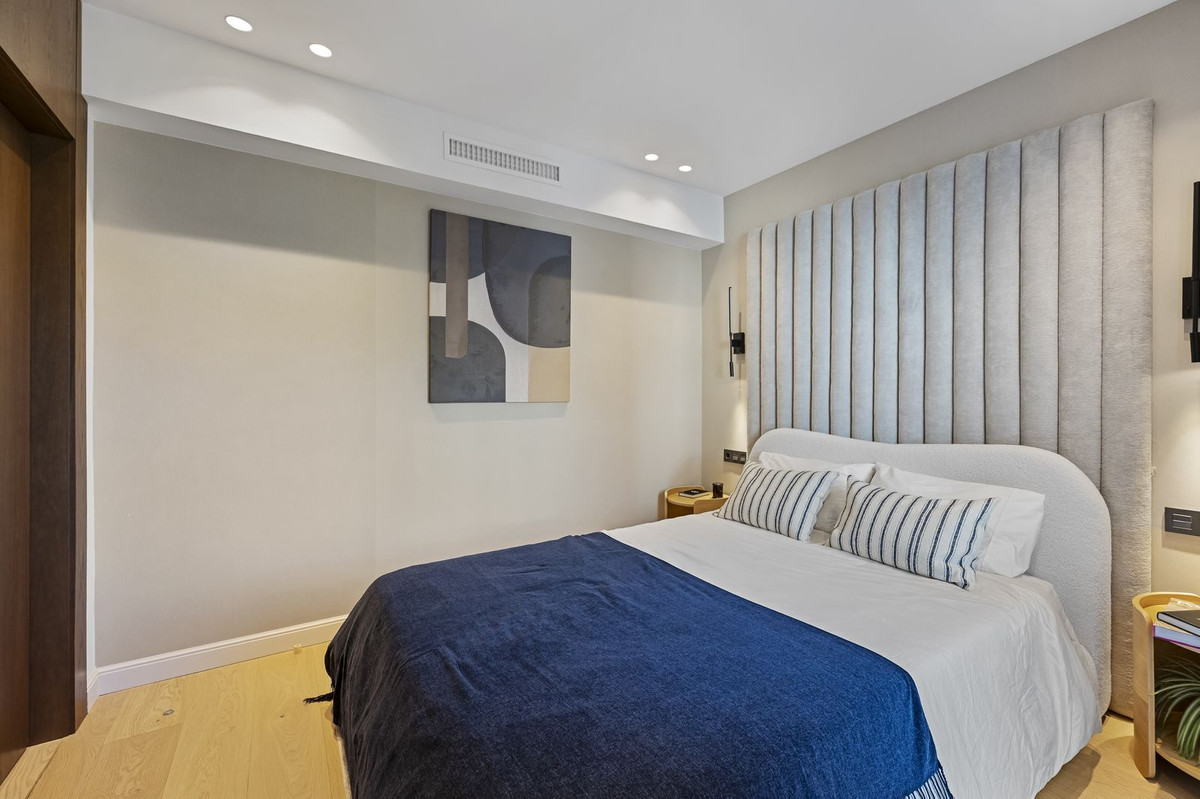 3 Bed Townhouse for sale in Benahavís Costa Del Sol, Málaga, Spain