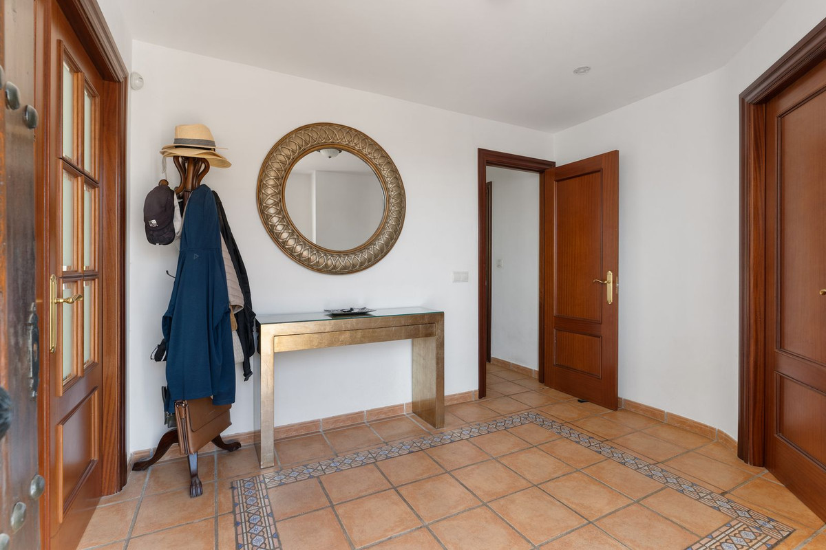 4 Bed Townhouse for sale in Coín Costa Del Sol, Málaga, Spain