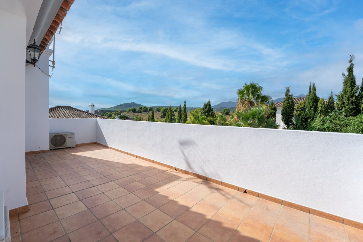 4 Bed Townhouse for sale in Coín Costa Del Sol, Málaga, Spain