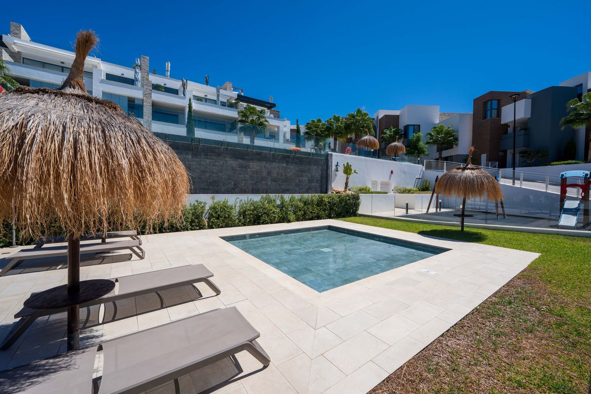 Se vende Dúplex de 3 dormitorios en Costa Del Sol, Málaga, España
