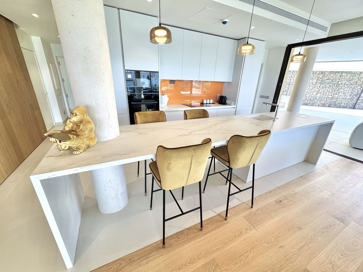 Se vende Apartamento Planta Baja de 3 dormitorios en Costa Del Sol, Málaga, España
