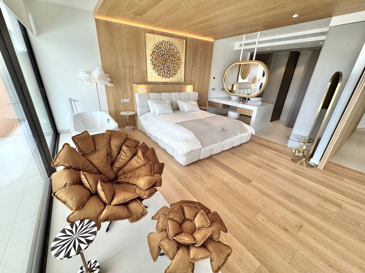 Se vende Apartamento Planta Baja de 3 dormitorios en Costa Del Sol, Málaga, España