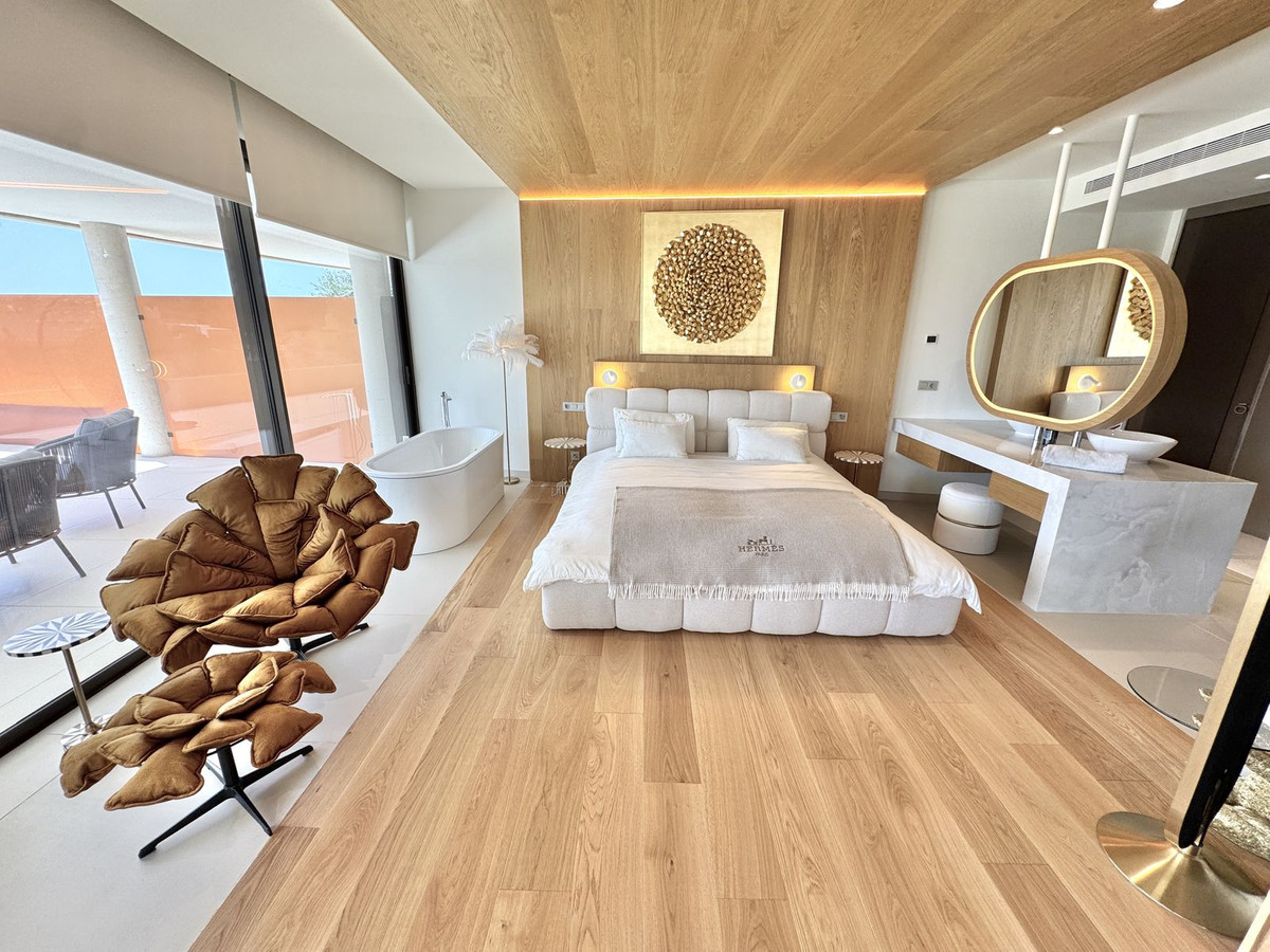 Se vende Apartamento Planta Baja de 3 dormitorios en Costa Del Sol, Málaga, España