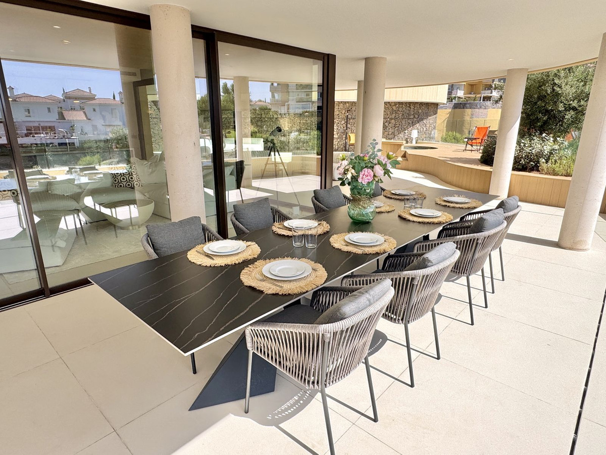 Se vende Apartamento Planta Baja de 3 dormitorios en Costa Del Sol, Málaga, España