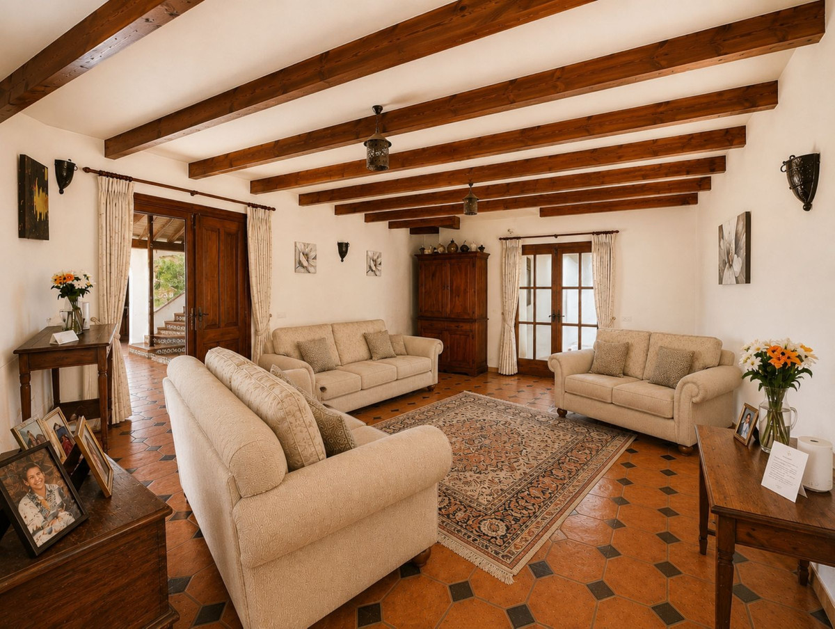 Se vende Finca - Cortijo de 4 dormitorios en Costa Del Sol, Málaga, España