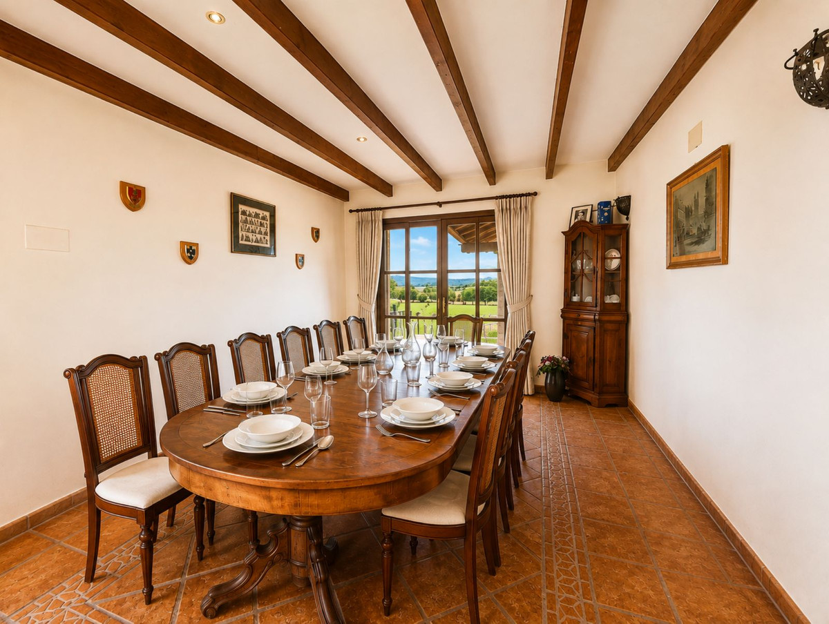 Se vende Finca - Cortijo de 4 dormitorios en Costa Del Sol, Málaga, España