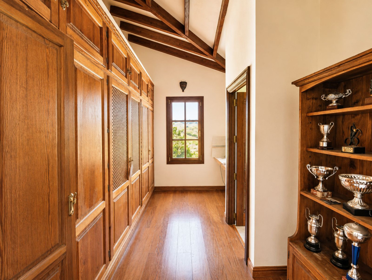 Se vende Finca - Cortijo de 4 dormitorios en Costa Del Sol, Málaga, España