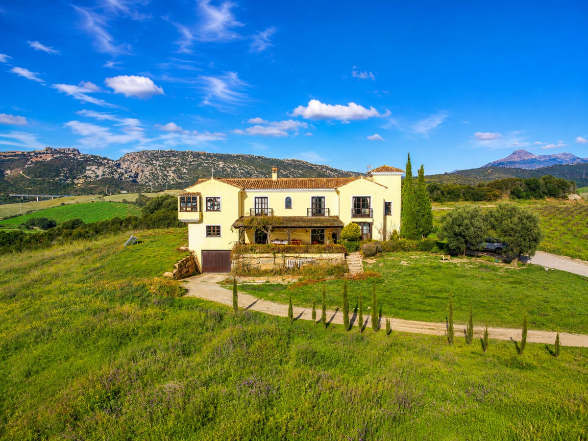Se vende Finca - Cortijo de 4 dormitorios en Costa Del Sol, Málaga, España