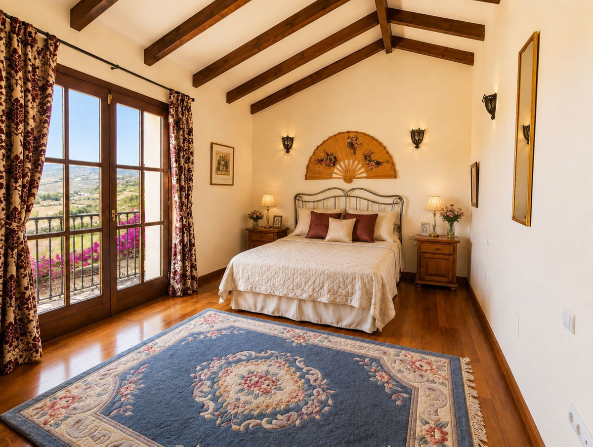 Se vende Finca - Cortijo de 4 dormitorios en Costa Del Sol, Málaga, España