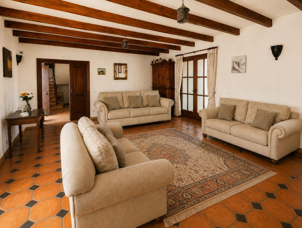 Se vende Finca - Cortijo de 4 dormitorios en Costa Del Sol, Málaga, España