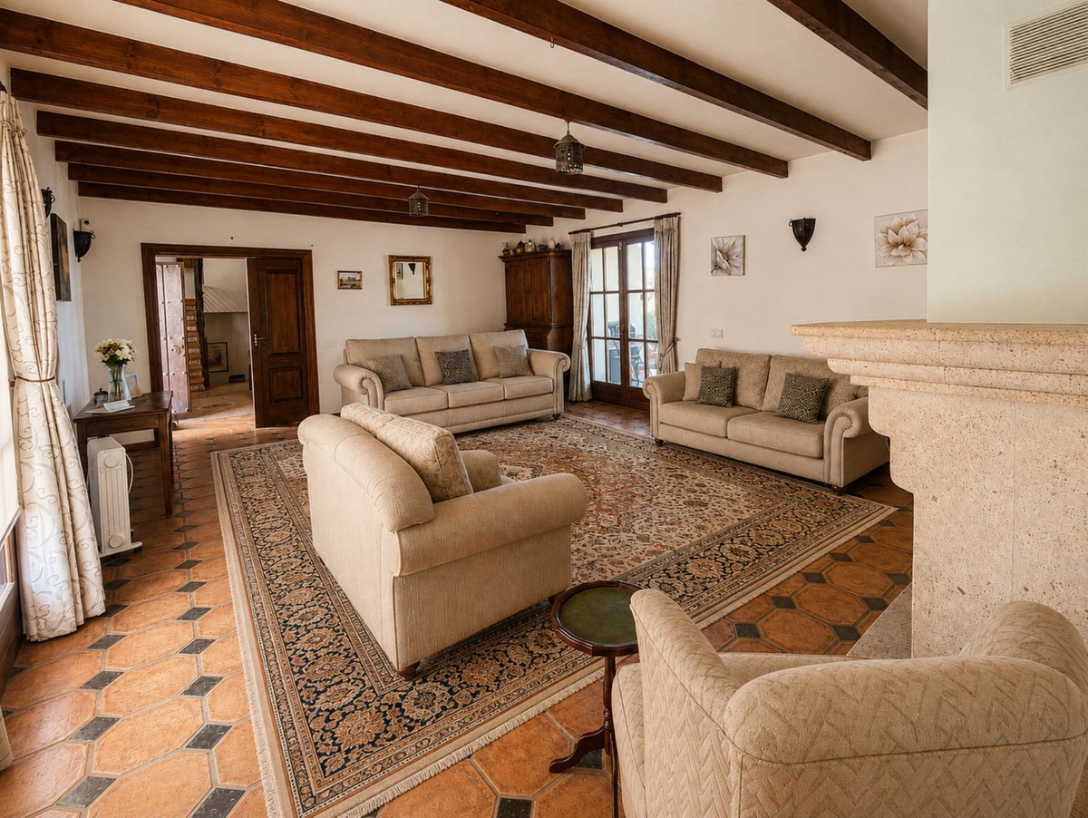 Se vende Finca - Cortijo de 4 dormitorios en Costa Del Sol, Málaga, España