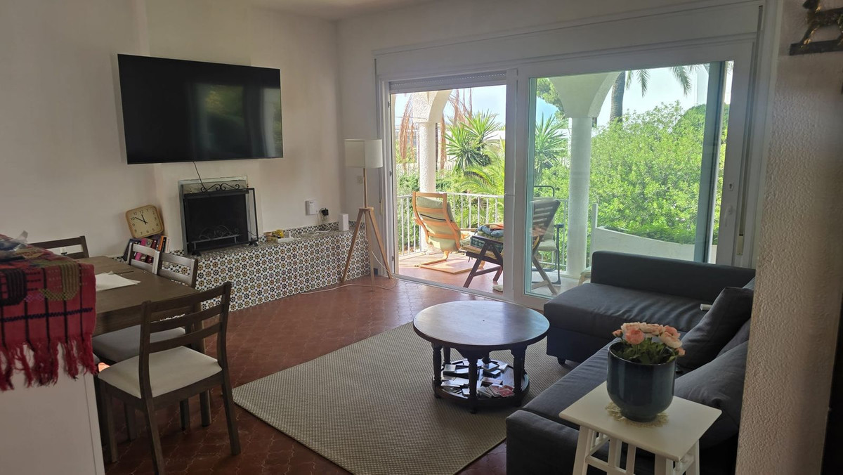 Se vende Villa - Chalet de 2 dormitorios en Costa Del Sol, Málaga, España