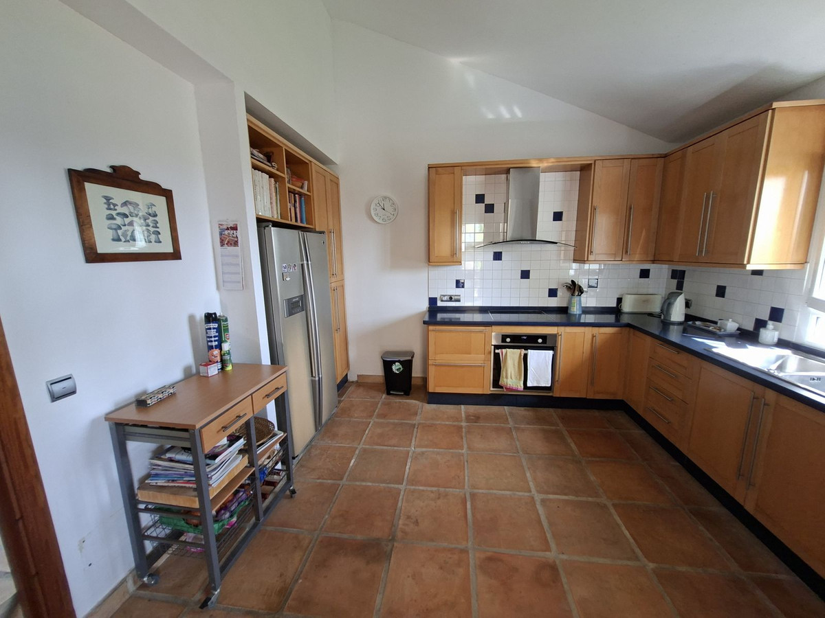 Se vende Villa - Chalet de 4 dormitorios en Costa Del Sol, Málaga, España