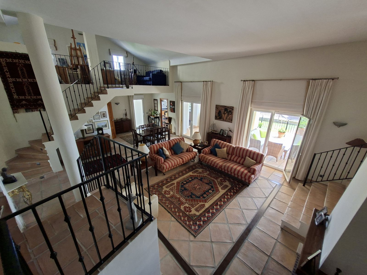 Se vende Villa - Chalet de 4 dormitorios en Costa Del Sol, Málaga, España