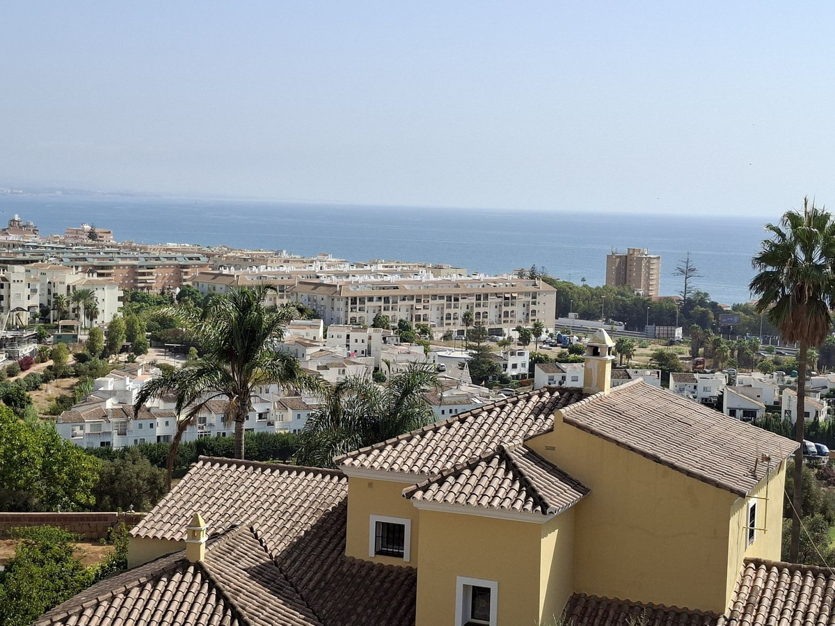 Se vende Villa - Chalet de 4 dormitorios en Costa Del Sol, Málaga, España