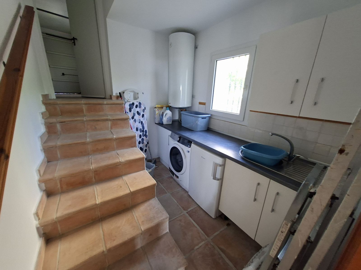 Se vende Villa - Chalet de 4 dormitorios en Costa Del Sol, Málaga, España