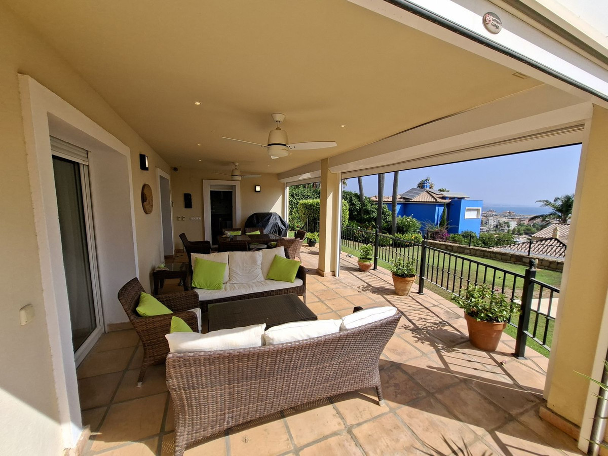 Se vende Villa - Chalet de 4 dormitorios en Costa Del Sol, Málaga, España