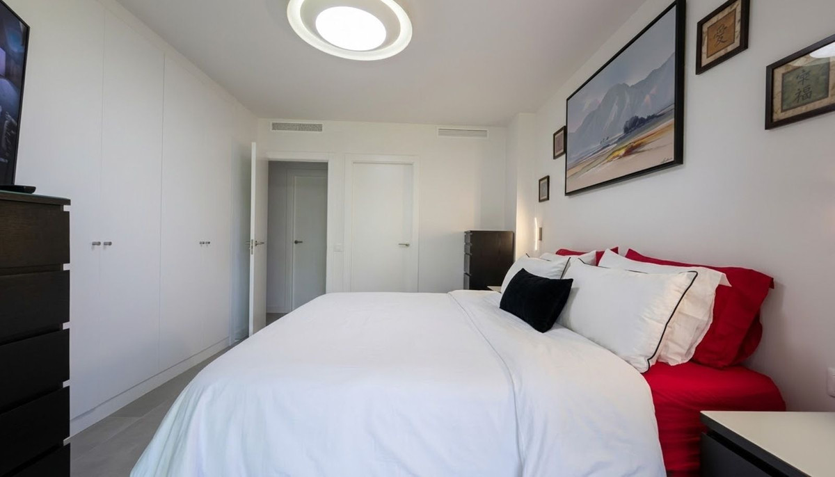 3 Bed Apartment for sale in Selwo Costa Del Sol, Málaga, Spain